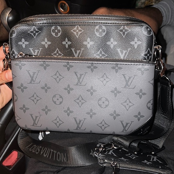 Pre Owned Louis Vuitton monogram eclipse trio messenger bag (limited edition) - Picture 6 of 7